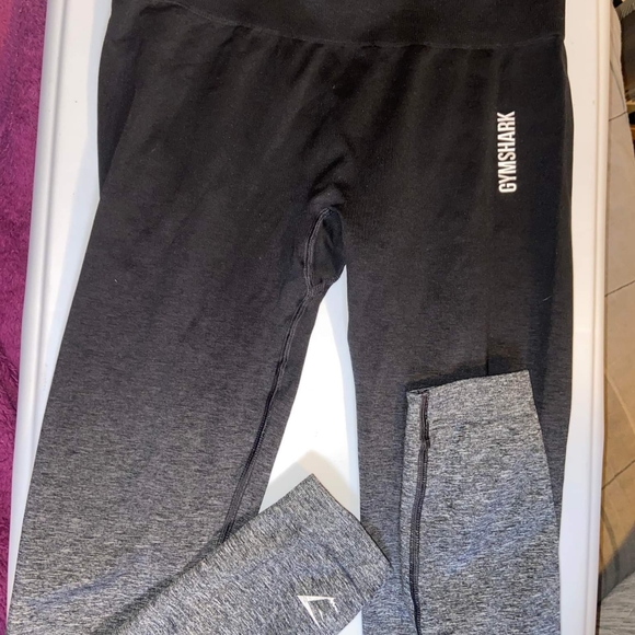Gymshark Black/Grey Ombre Leggings - Picture 2 of 4